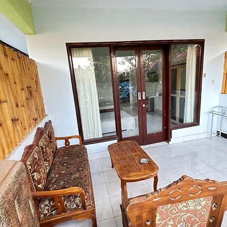 Creative Bungalow Beach Front Gili Trawangan Eksteriør billede