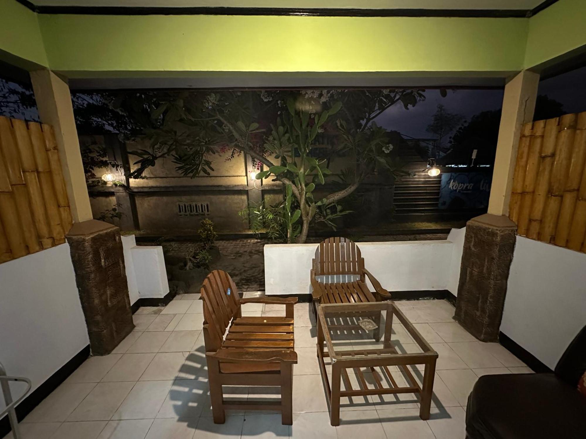 Creative Bungalow Beach Front Gili Trawangan Eksteriør billede
